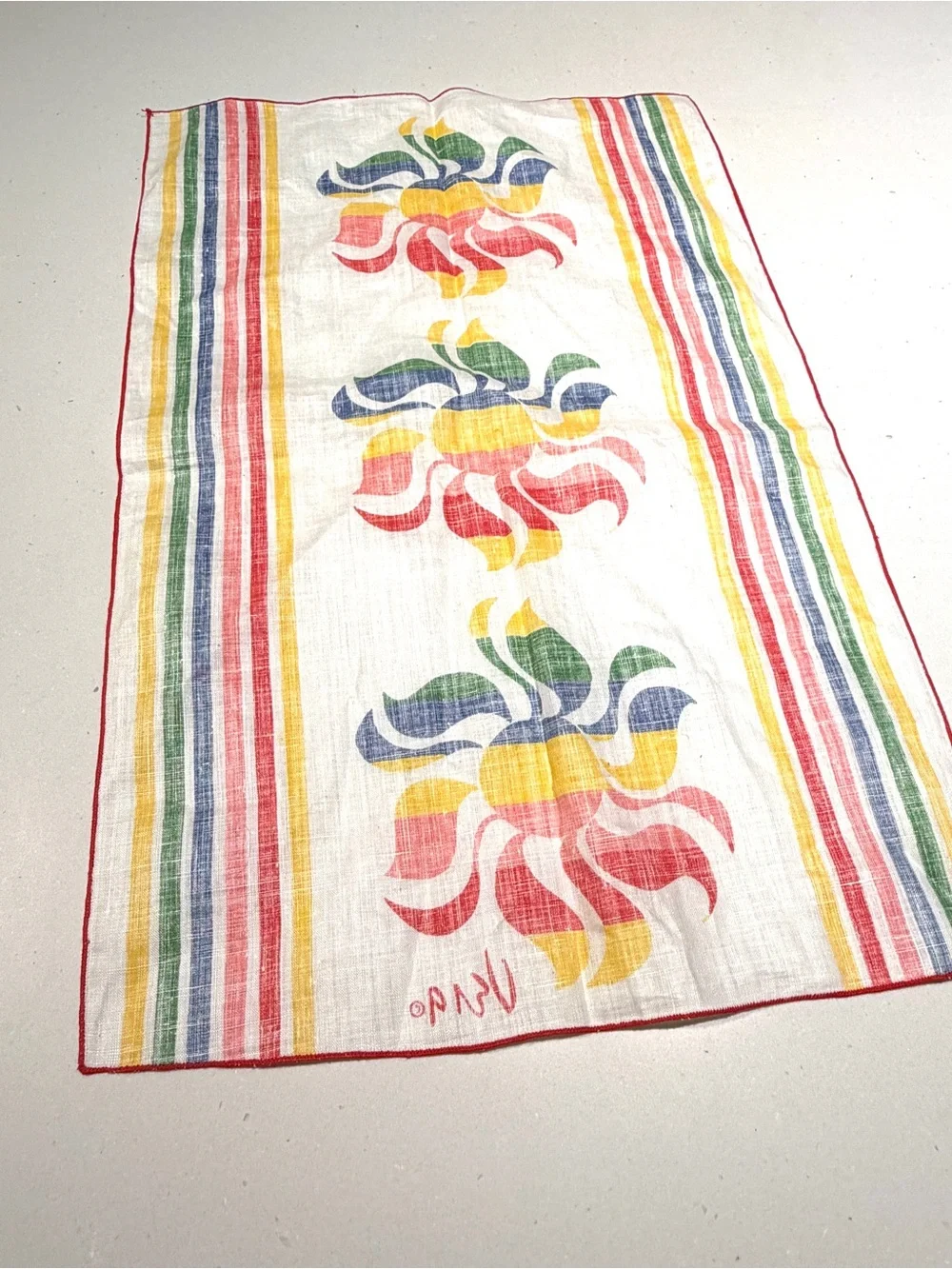 Vintage VERA Small Tea Towels - Rainbow Sunburst Stripe - Set of 4